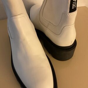 Ash women White Leather Chelsea Boots with Black Platform Sole size 10